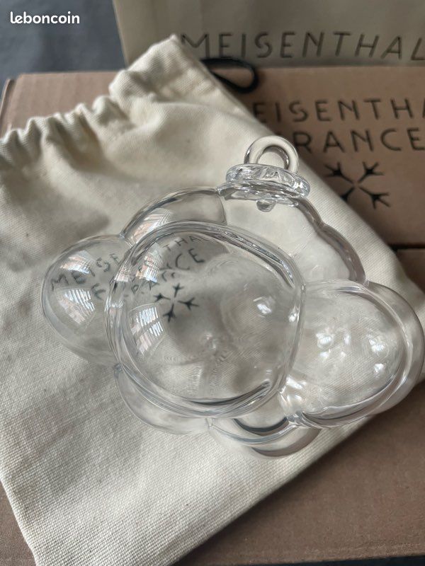 Boule de Noël en verre de Meisenthal nuage cumulus blanc
