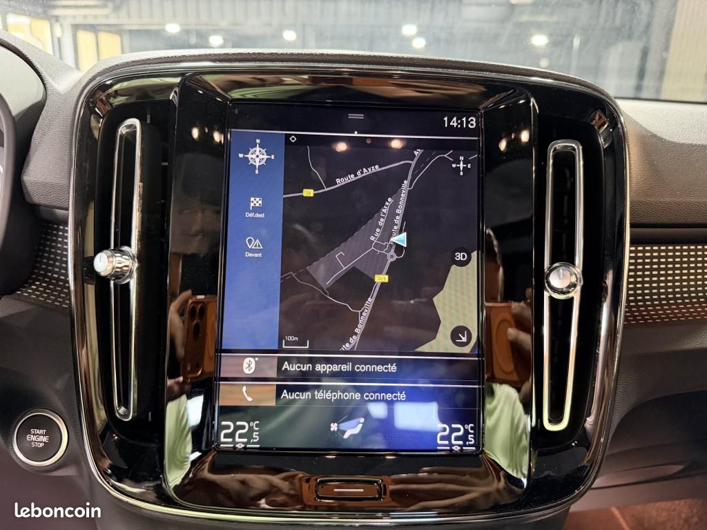 VOLVO XC40 D4 AWD 190 ch Geartronic R-Design- Toit ouvrant- Harman/Kardon- Keyless (image 28)