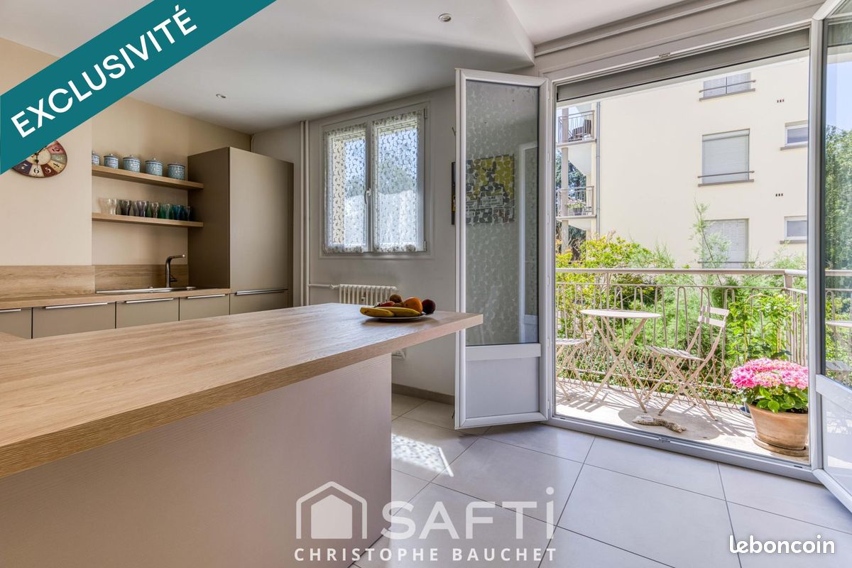 Appartement 5 pièces 95 m² · à Bourg-en-Bresse · 95 m² · 220 000 €