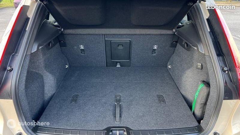 Volvo Xc40 B3 163ch Ultra DCT 7 (image 4)