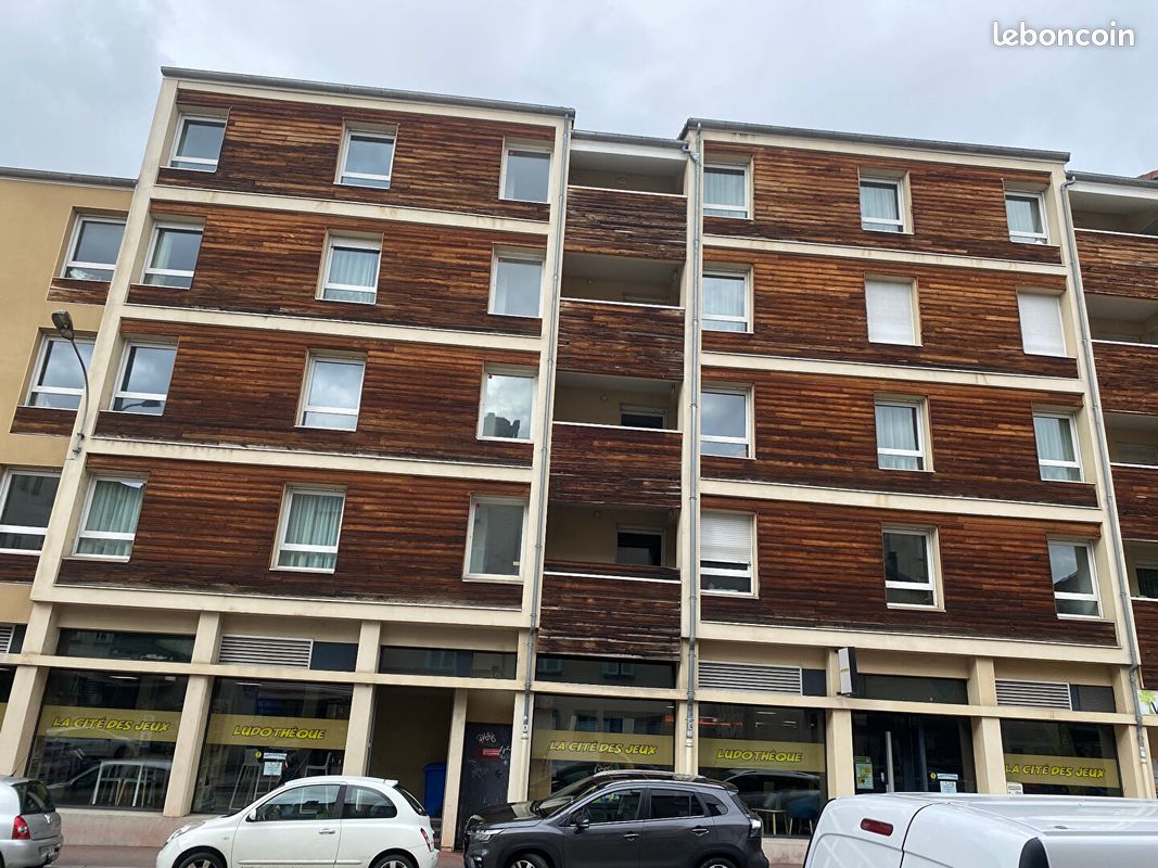 Studio 1 pièce 24 m² - Limoges 87000 (image principale 0)