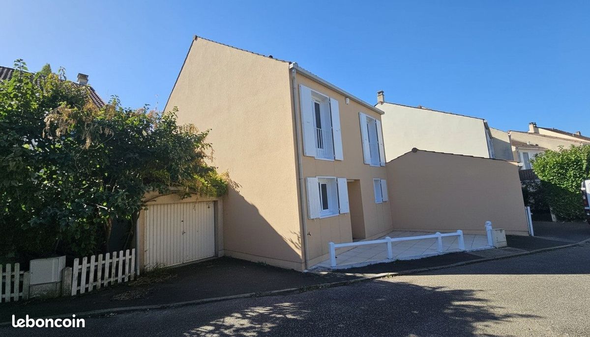 Maison 7 pièces 138 m² · à Maule · 138 m² · 418 000 €