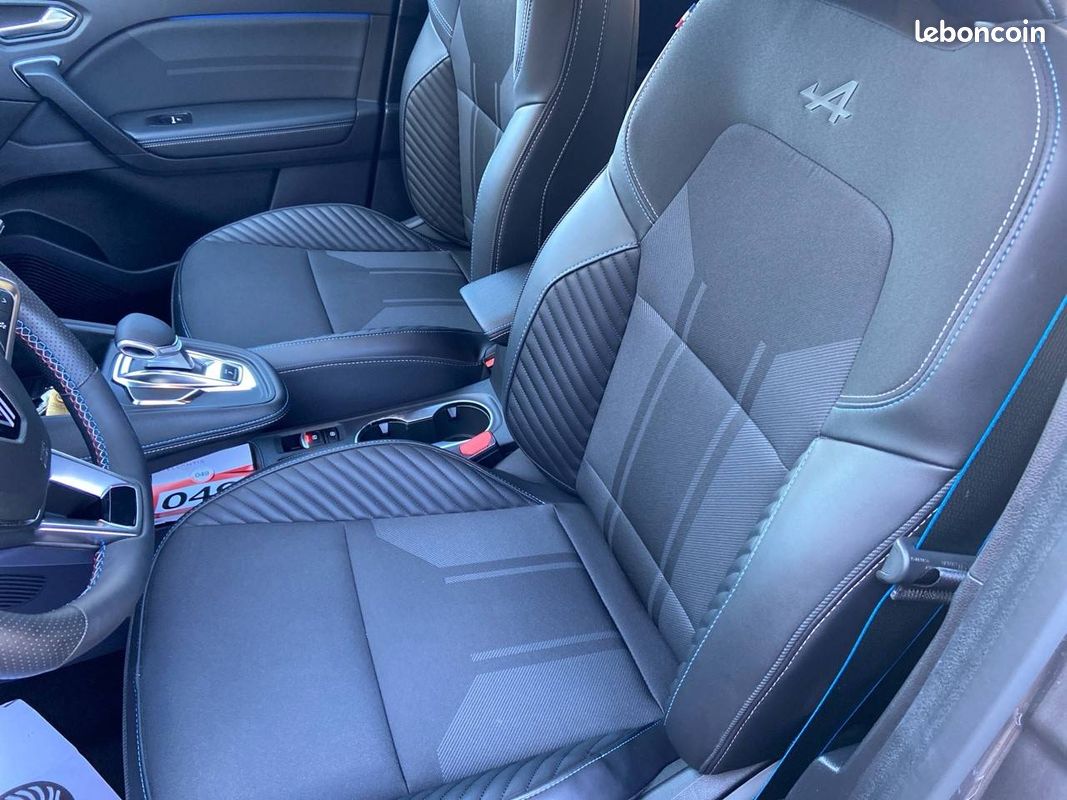 RENAULT Captur E-Tech full hybrid 145 ch esprit Alpine (image 9)