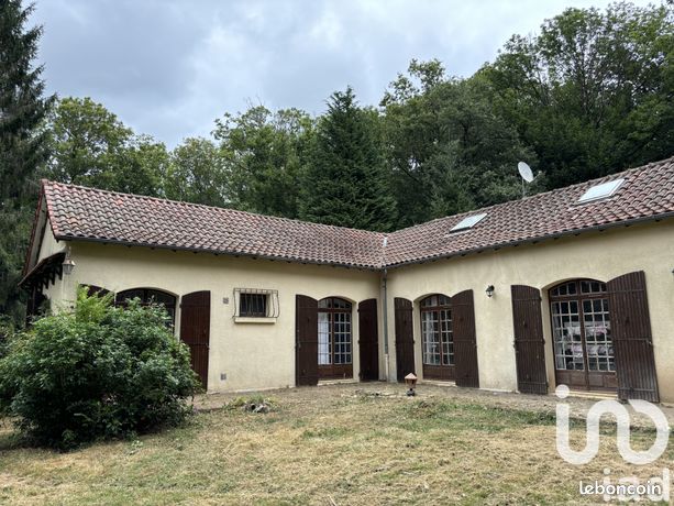 Maison 6 pièces 140 m²