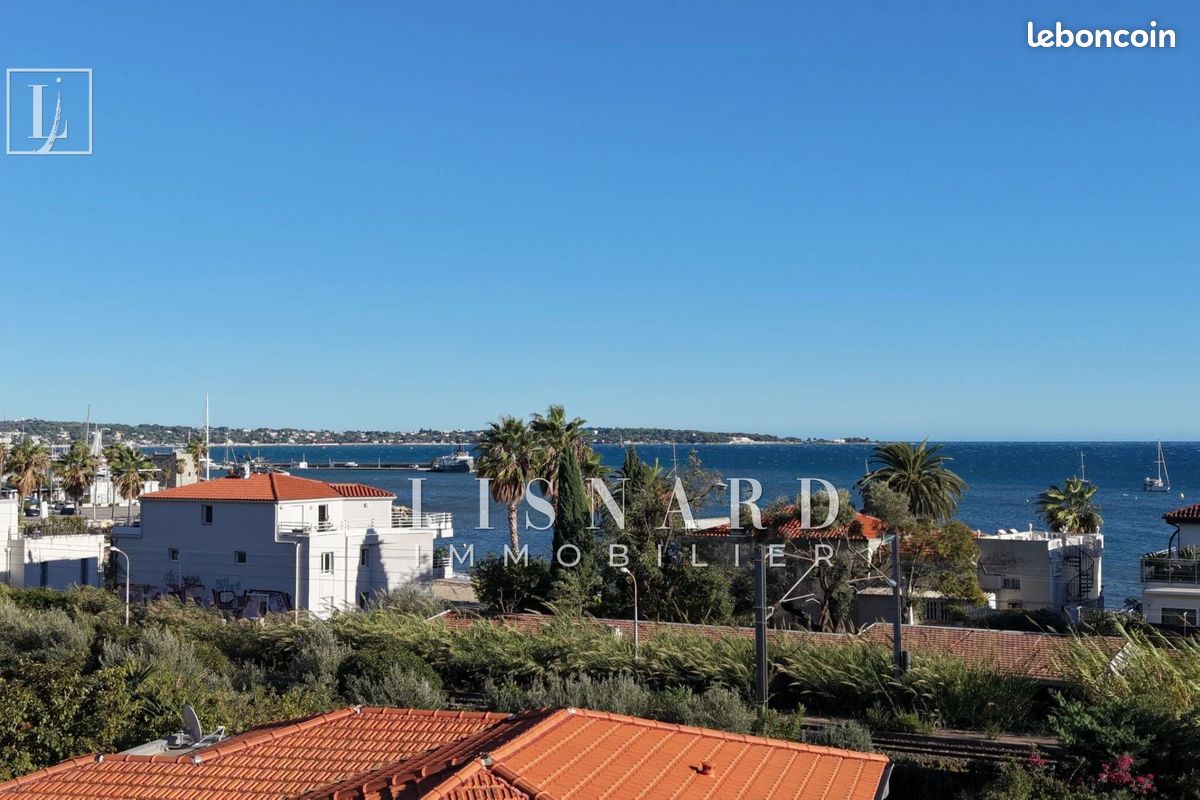 Maison 9 pièces 233 m² · à Vallauris · 233 m² · 1 150 000 €