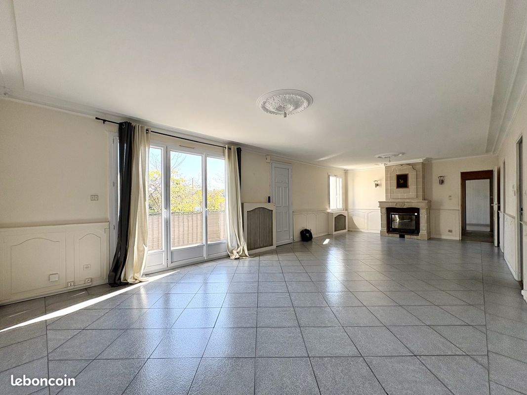 Maison 6 pièces 113 m² · aux Ponts-de-Cé · 113 m² · 234 300 €
