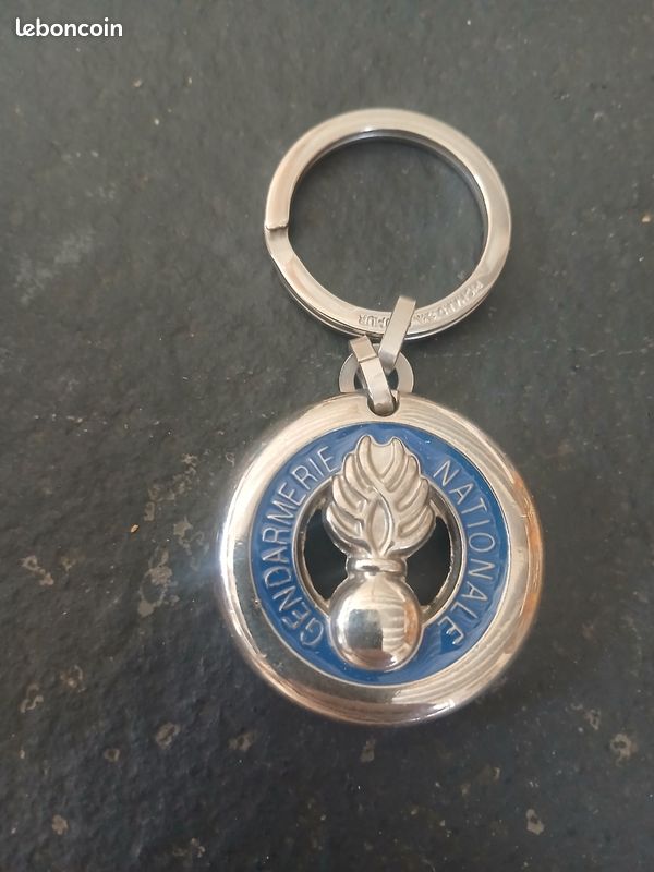 A L’unité ou lot 5 porte-clés de la Gendarmerie Nationale (image 3)