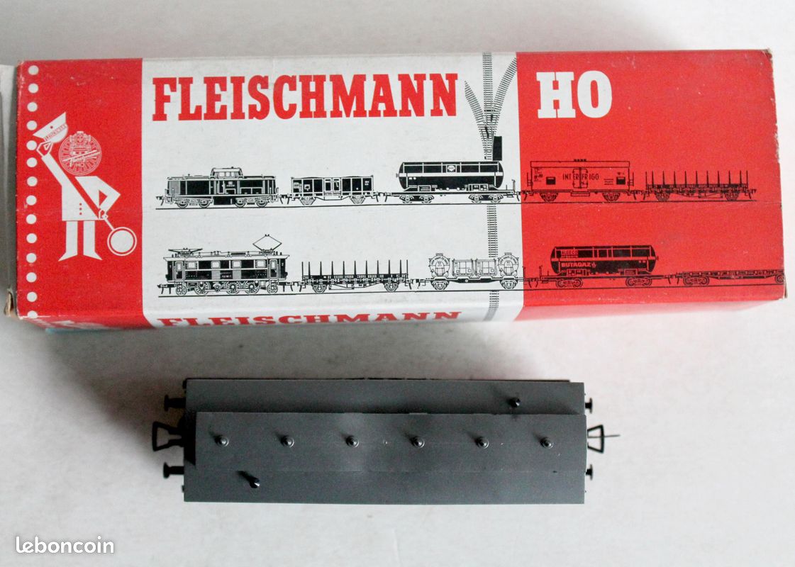 FLEISCHMANN HO 5087 WAGON COMPARTIMENT, VOITURE VOYAGEUR 3e CLASSE