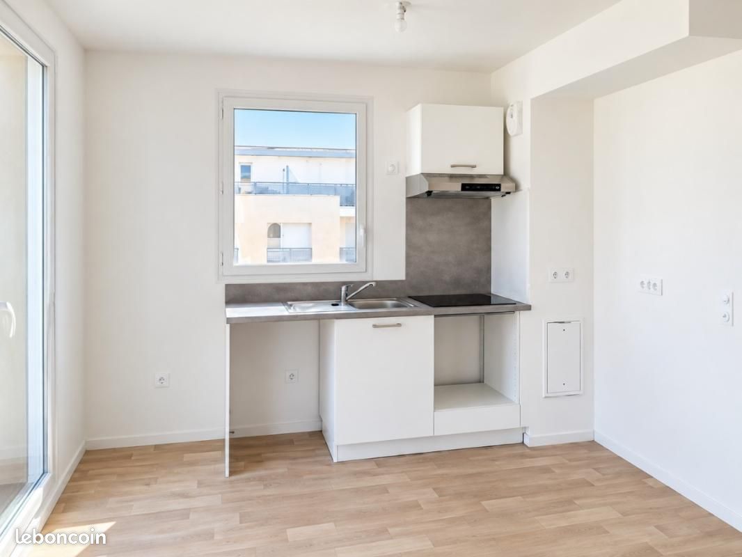 Appartement 3 pièces 57 m² · à Corbeil-Essonnes · 57 m² · 861 €/mois