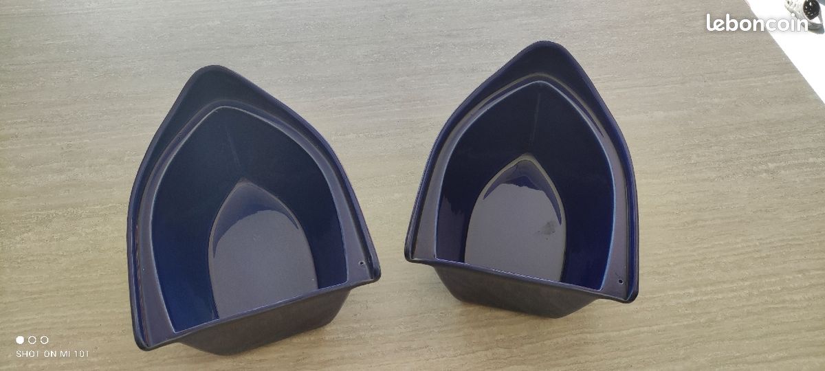 Plat forme bateau bleu (image 1)