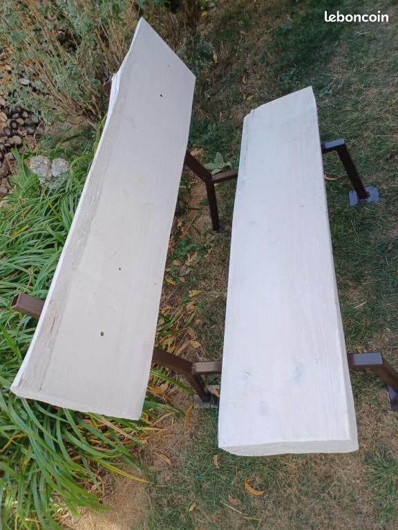 Banc. Pour petit salon de jardin. Structure métal (image 1)