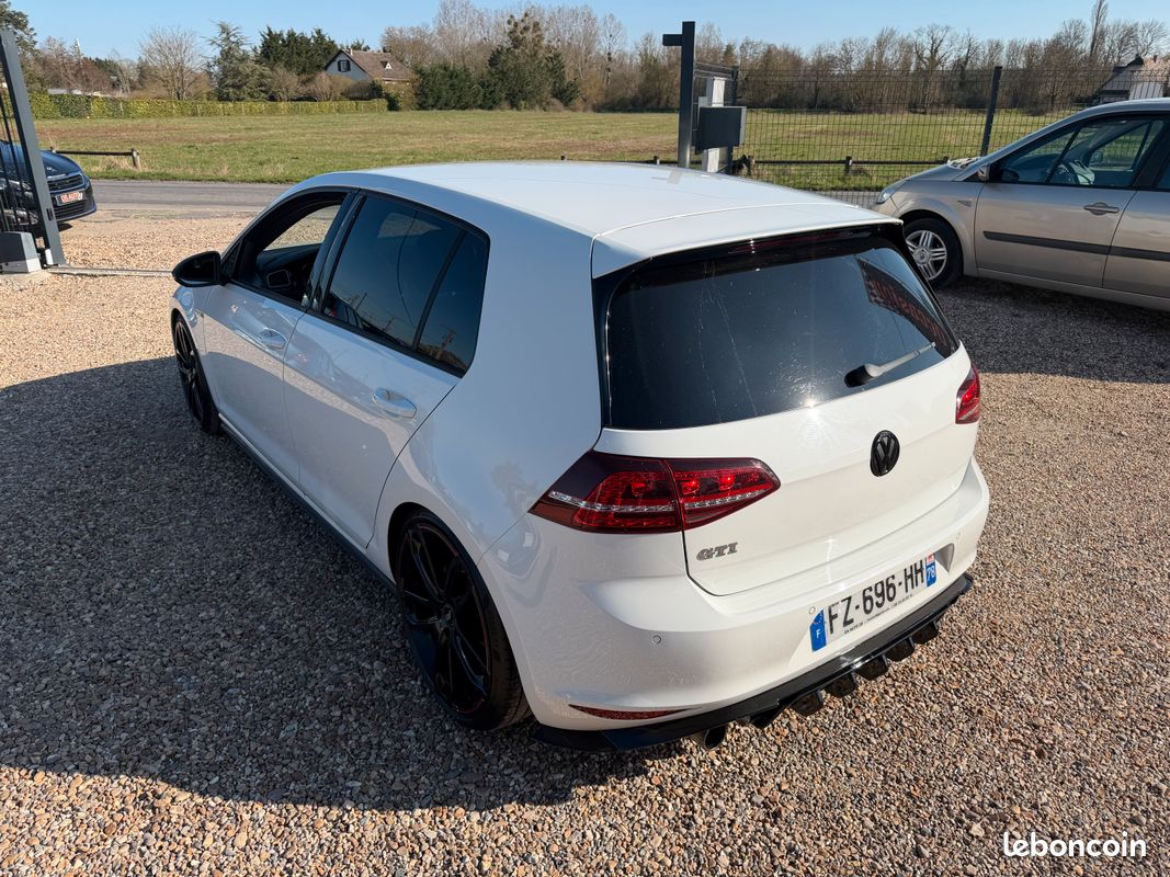VOLKSWAGEN GOLF VII 2.0 TSI 220 BLUEMOTION TECHNOLOGY GTI 5P 149100km Garantie 6 mois prix 15990e (image 3)