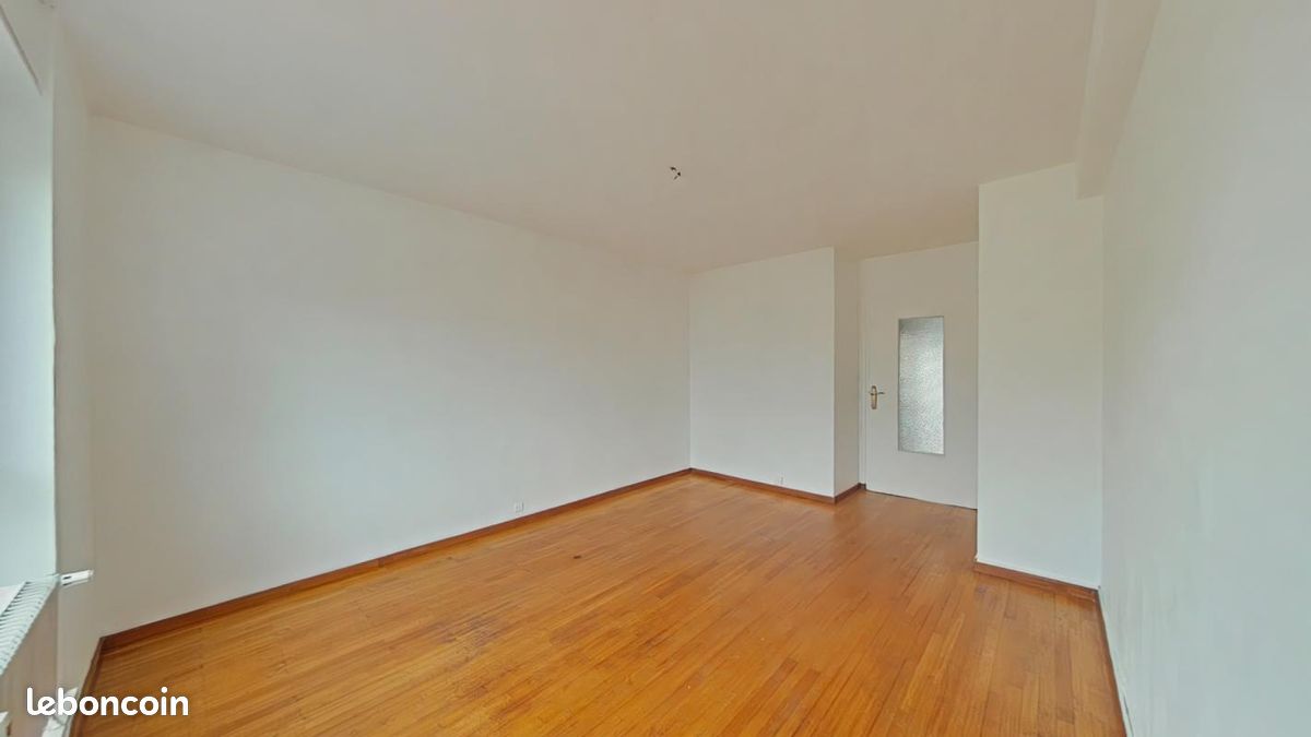 Appartement 3 pièces 51 m² · à Saint-Étienne · 51 m² · 490 €