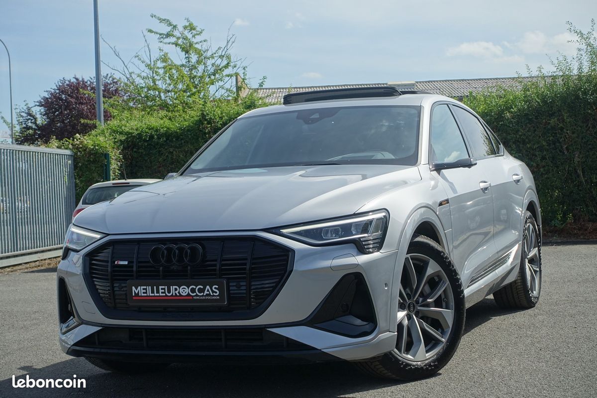 E-Tron 55 Sportback Quattro S-Tronic S-Line 408ch Virtual cockpit/Toit ouvrant/Cuir sport Chauffant/Grd Gps europe/Caméra 3D/Accès confort/HUD/Full LED/Carplay/1*Main/Garantie 12 mois (image 1)
