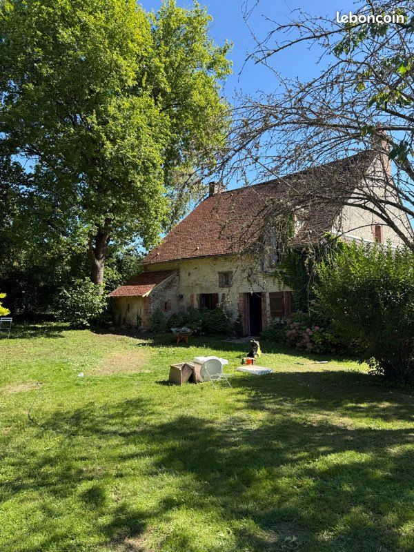 Maison 5 pièces 160 m² · à Varennes-Changy · 160 m² · 298 000 €