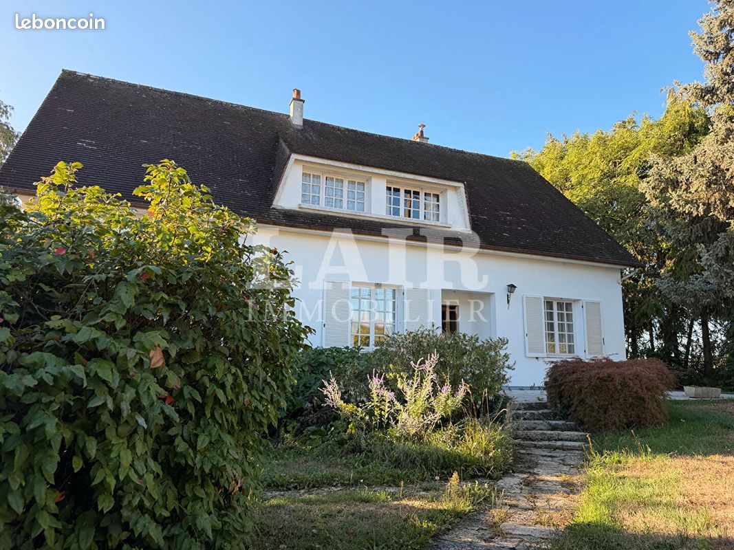 Maison 10 pièces 230 m² · à Alençon · 230 m² · 168 000 €
