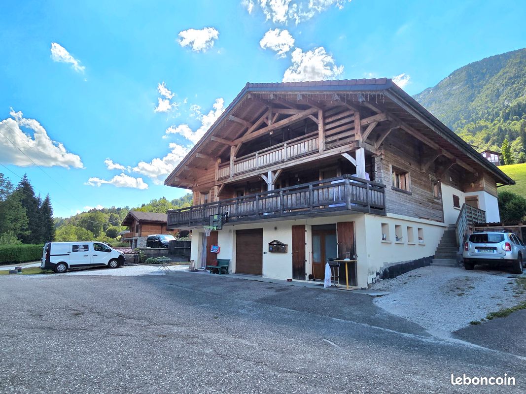 Chalet + 2 studio en location (image 2)