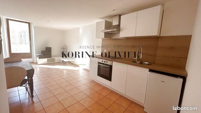 Appartement 2 pièces 30 m² · à Peyrolles-en-Provence · 30 m² · 630 €/mois