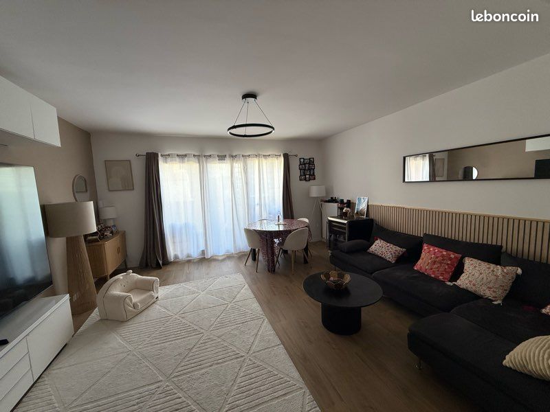 Appartement 4 pièces 64 m² · à Carrières-sous-Poissy · 64 m² · 295 000 €