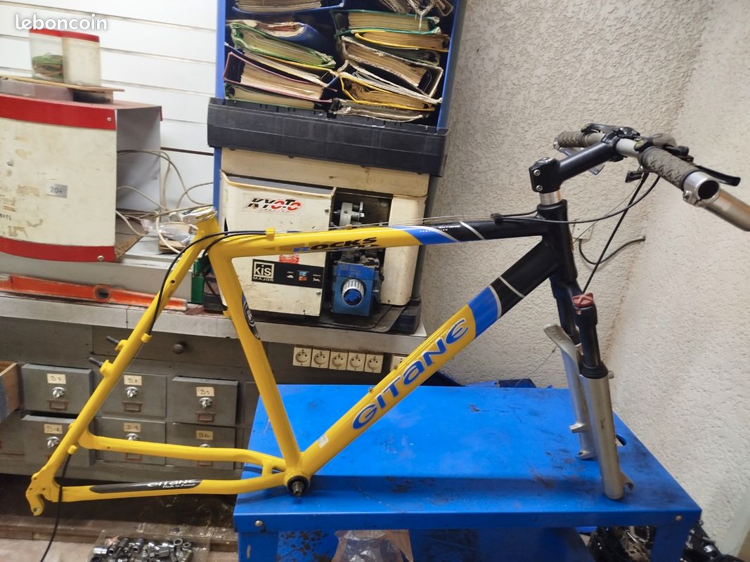 Cadre VTT gitane (image 1)