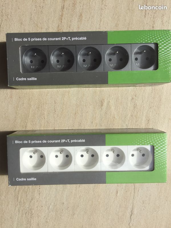 BLOC 5 PRISES SAILLIE ou CREDENCE PRECABLEES X 2 (image 1)