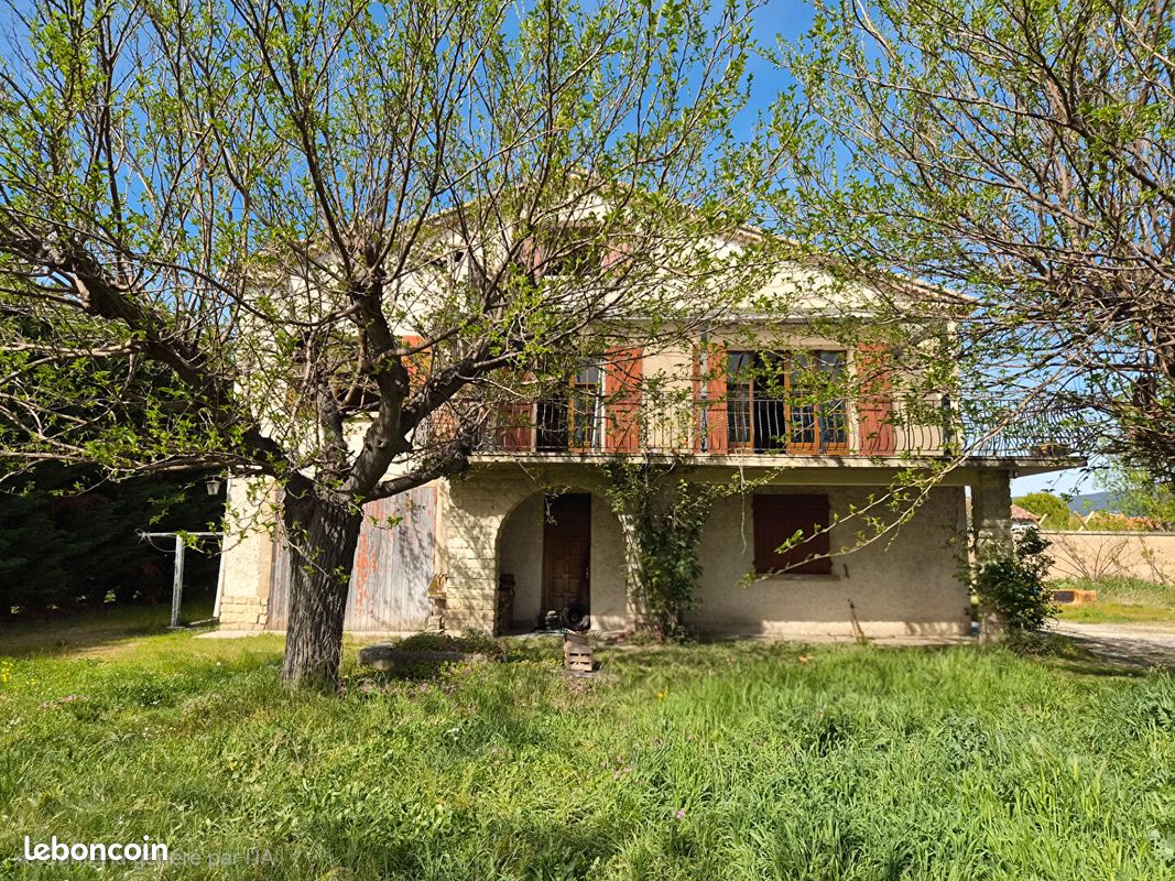 Maison 6 pièces 145 m² · à L'Isle-sur-la-Sorgue · 145 m² · 369 000 €