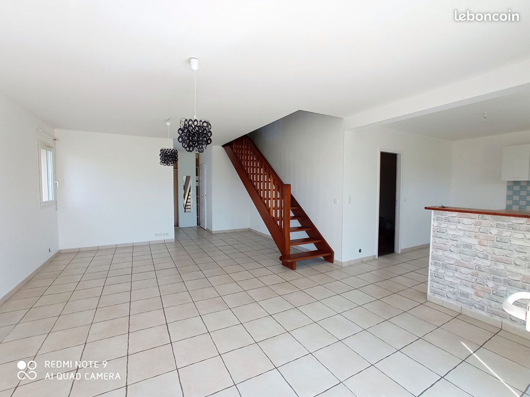 Maison 5 pièces 104 m² · à Assat · 104 m² · 1 100 €/mois