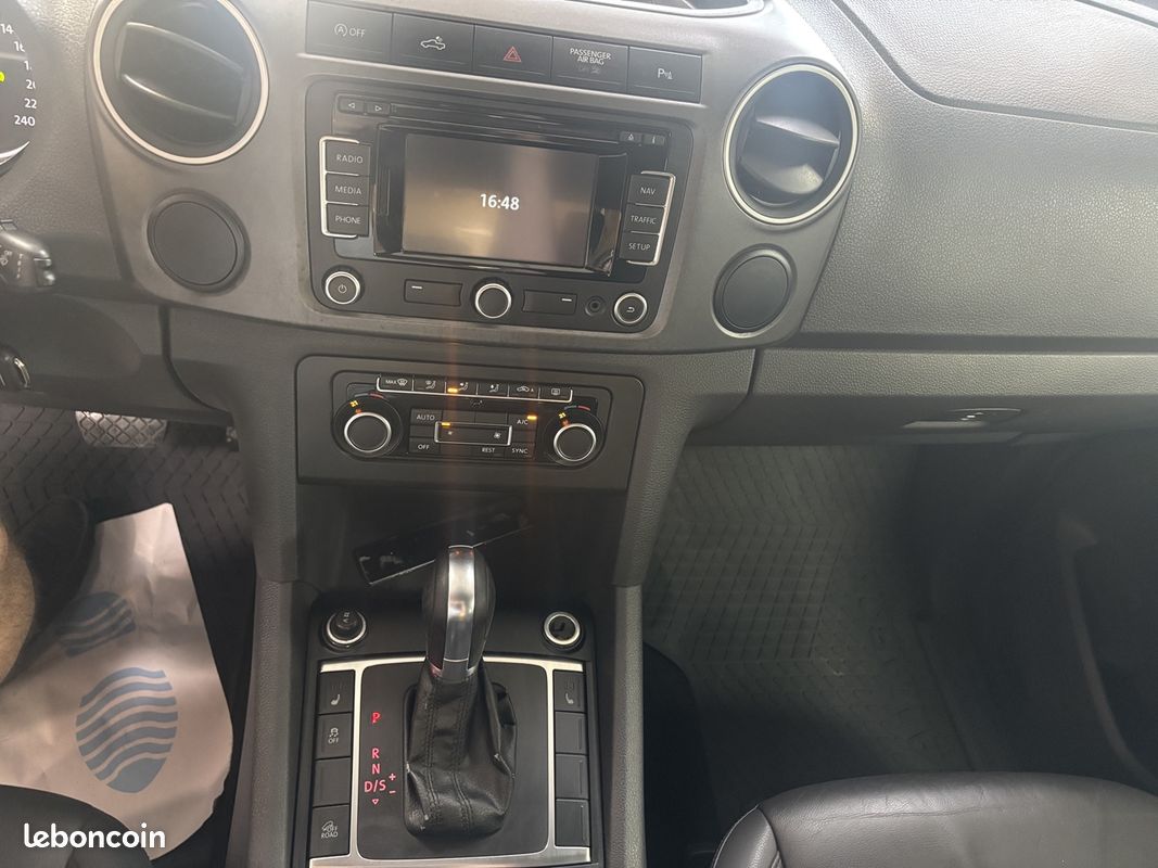 Volkswagen AMAROK 2.0 BITDI 180CH HIGHLINE 4MOTION PERMANENTE BVA (image 15)