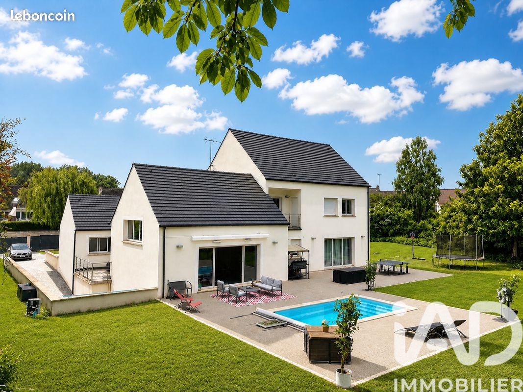 Maison 8 pièces 285 m² · à Précy-sur-Oise · 285 m² · 799 990 €