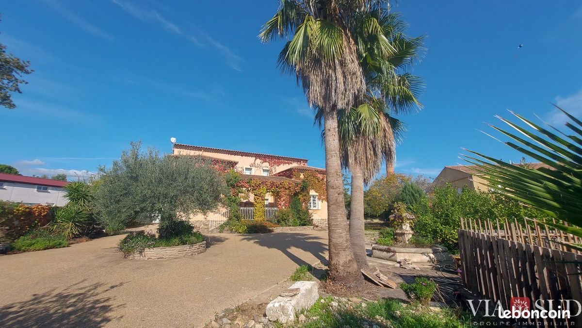 Maison 7 pièces 229 m² · à Espondeilhan · 229 m² · 595 000 €