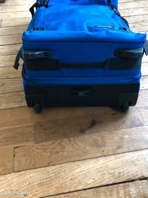 Eastpak Tranverz Eastpak TRANSIT'R S - Valise à Roulettes - Color