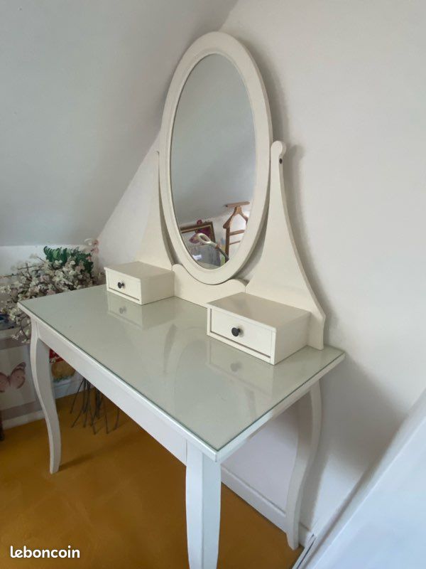 Coiffeuse IKEA avec tabouret (image 1)