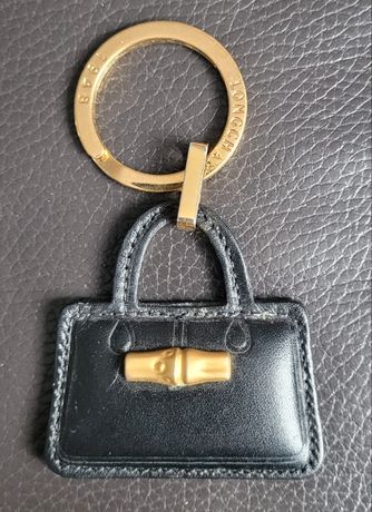 Neuf et Authentique porte clés LONGCHAMP : petit Sac à main en Cuir, avec  boîte