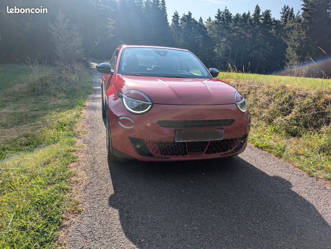 Fiat 600E (image 1)