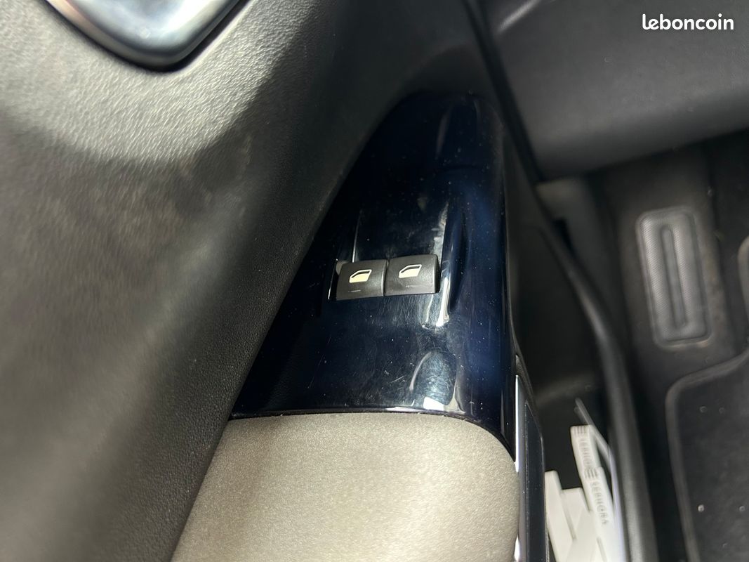 CITROEN C4 CACTUS BlueHDi 100 SS BVM6 Feel / 2ème Main (image 13)