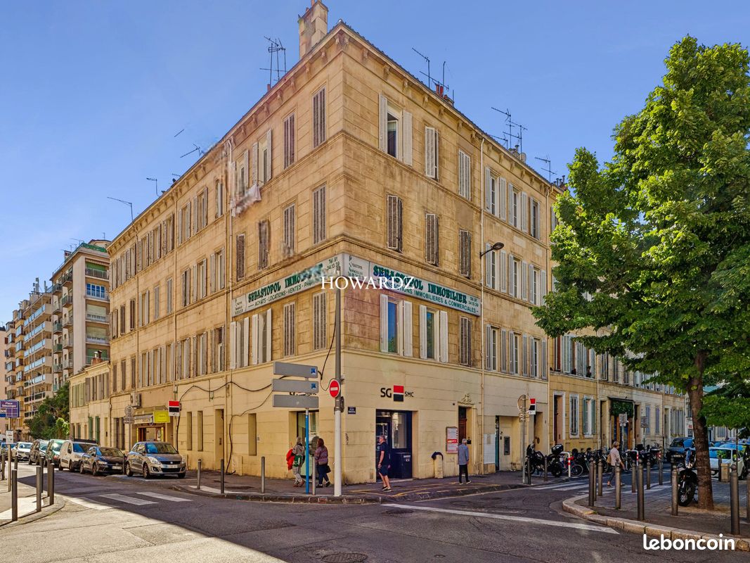 Appartement 3 pièces 65 m² · à Marseille · 64,5 m² · 160 000 €