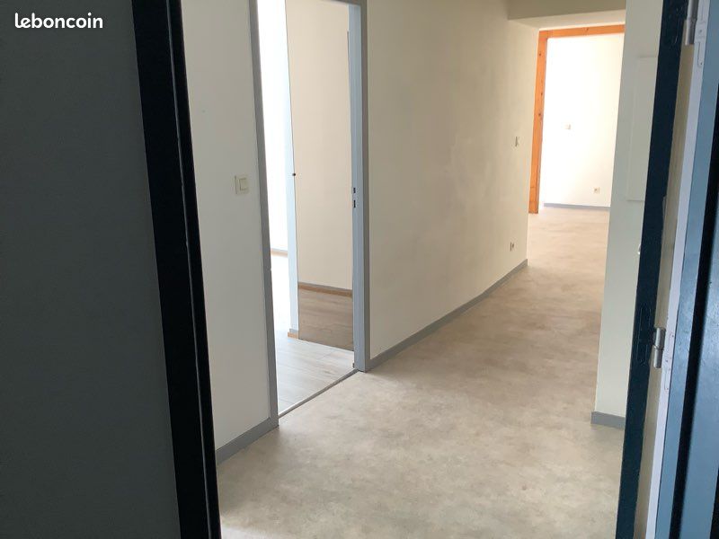 Appartement a louer lons-le-saunier - 3 pièce(s) - 80 m2 - Surfyn