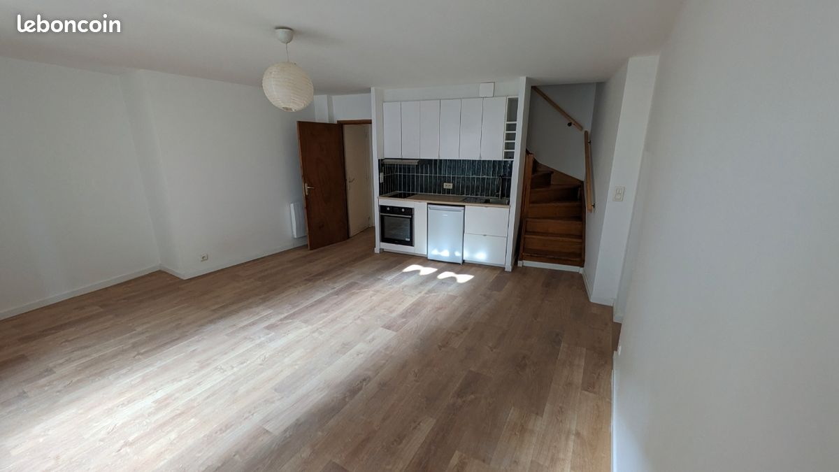 Appartement 3 pièces 58 m² · à Aubenas · 58 m² · 605 €