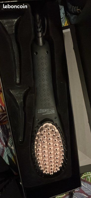 Brosse chauffante lissante (image 2)