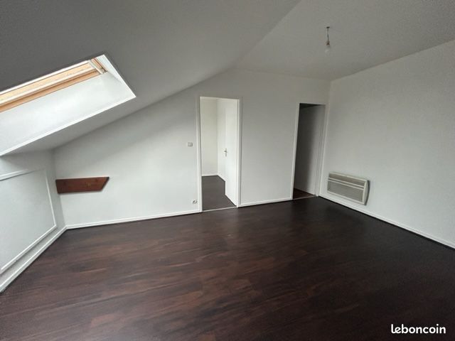 Appartement 2 pièces 29 m² - Thouars 79100 (image principale 3)