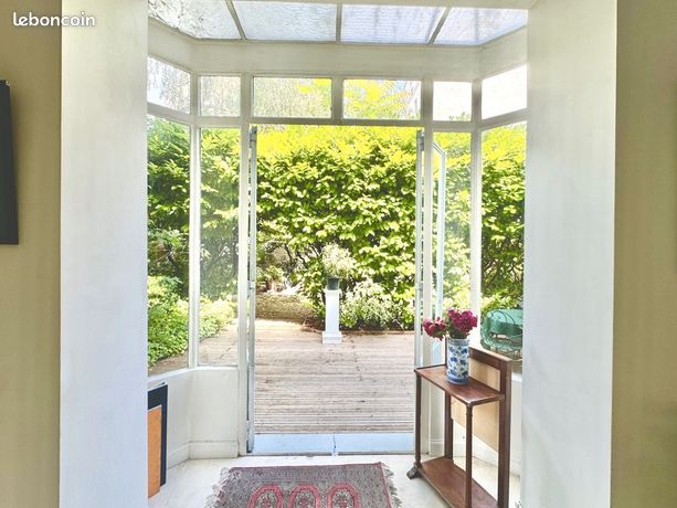 Maison 10 pièces 236 m²