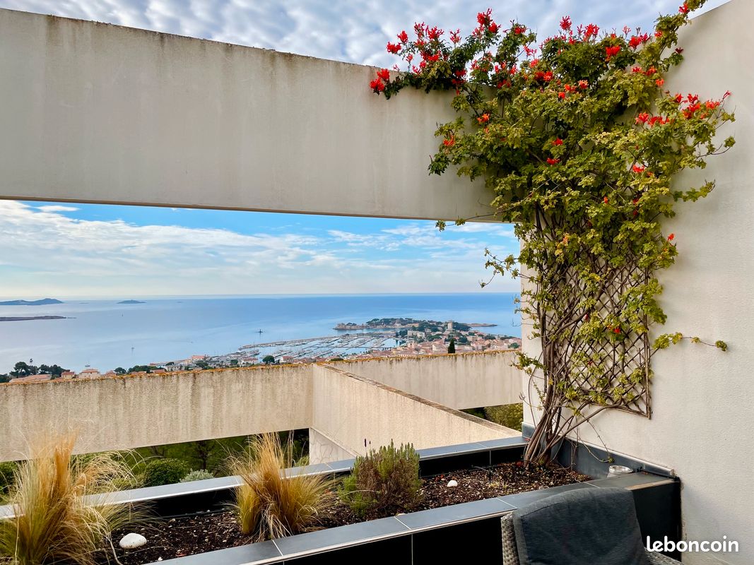 T2 meublé 42m² - vue mer panoramique- Résidence Les Katikias (image 11)