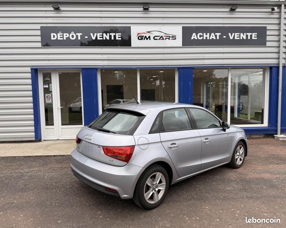 AUDI A1 Sportback 1.6 TDi - 116 - BV S-Tronic Ambiente (image 5)