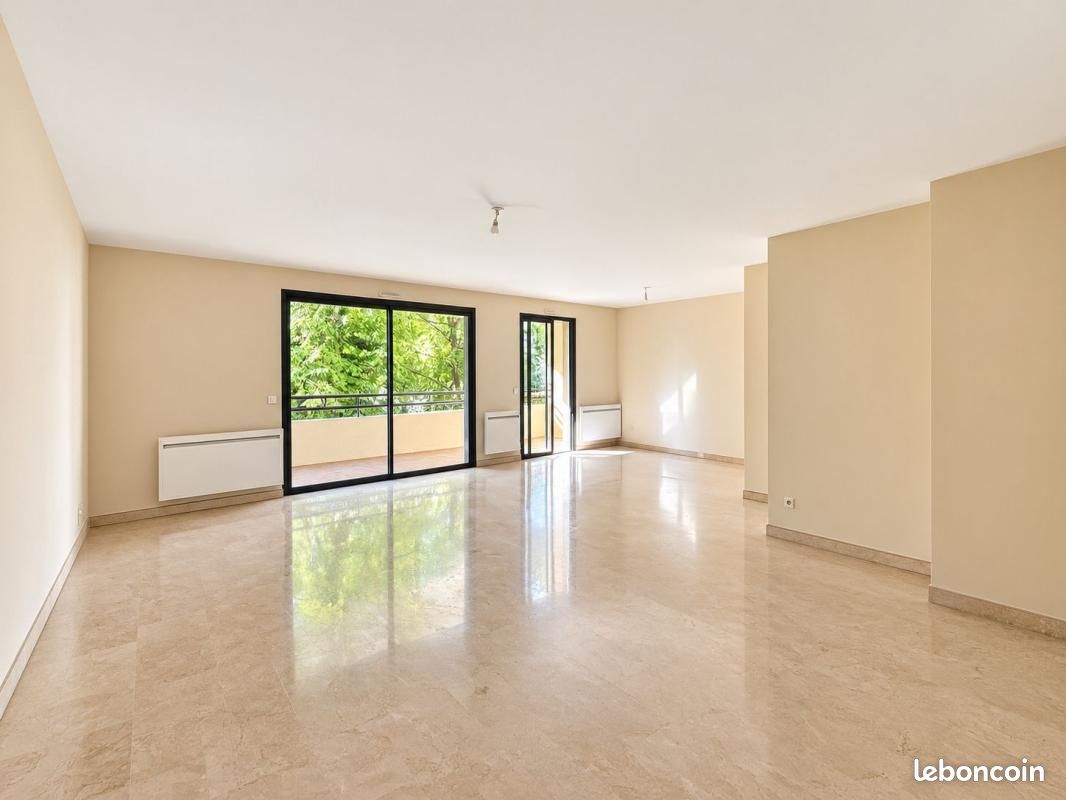 Appartement 3 pièces 93 m² · à Lyon · 93 m² · 465 000 €