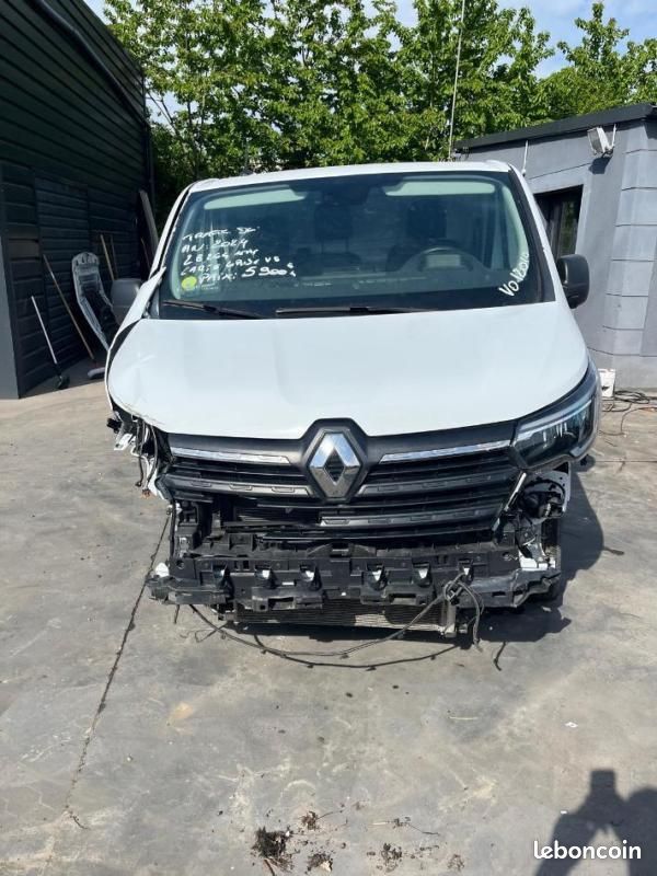 Renault Trafic FOURGON FGN L1H1 2T8 BLUE DCI 110 CH ACCIDENTEE (image 10)