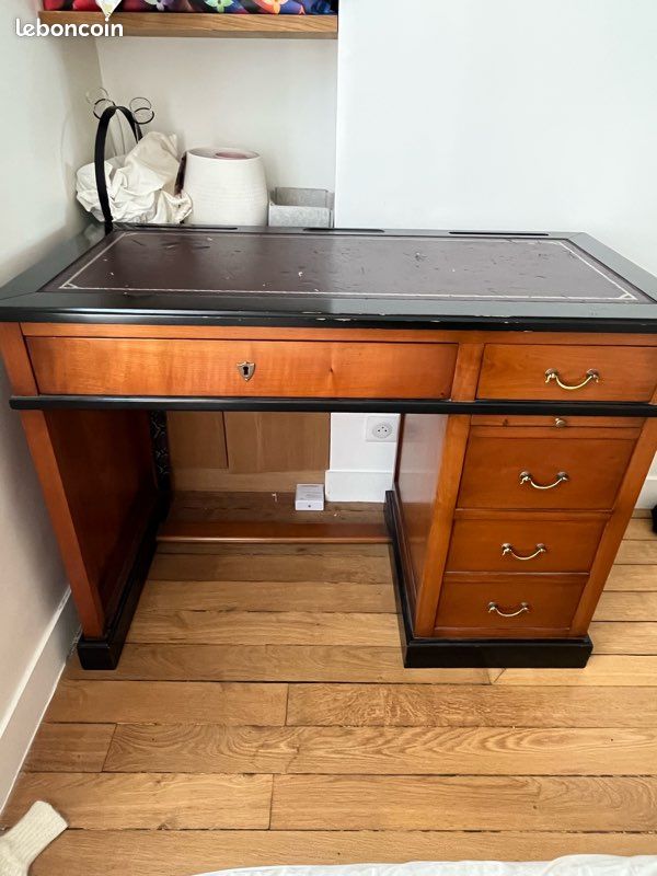 Bureau ancien en bois (image 8)