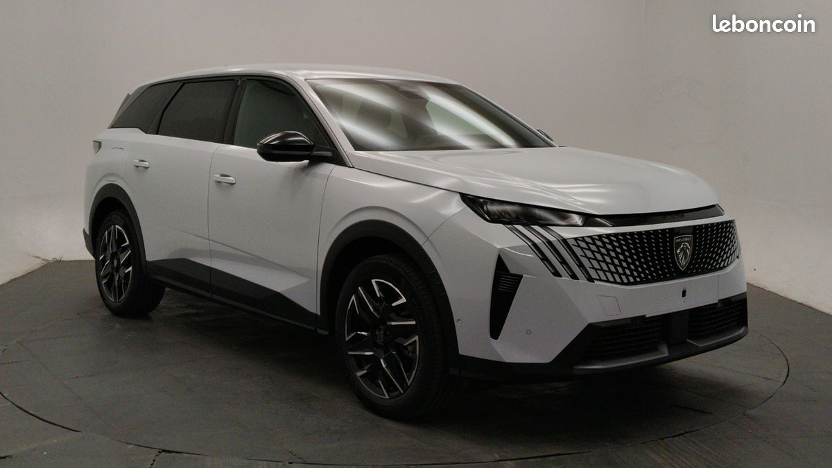 Peugeot 5008 Hybrid 145 e-DSC6 Allure (image 3)