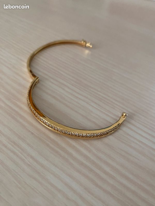 Bracelet Occasion Plaqué Or Avec Strass - Bijou Doré Orné De Pierres