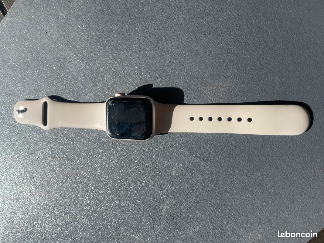 Apple Watch SE gps (image 2)