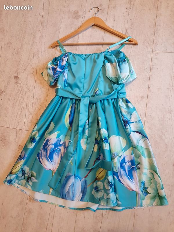 Robe Patineuse Rinascimento Taille S (FR 36) – Bordeaux, Excellente Occasion